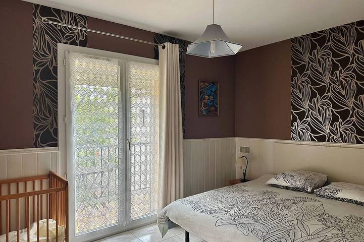 Gîte pour 10 personnes, avec balcon et jardin dans Office de Tourisme des Salles sur Verdon - 3