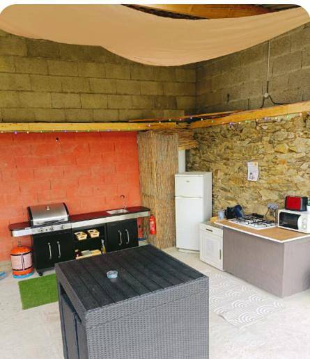 Tent in Yzernay, Région de Cholet