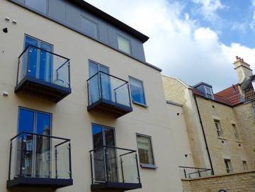 Vacation Rental for 4 Guests in Bath, The Cotswolds, Picture 4