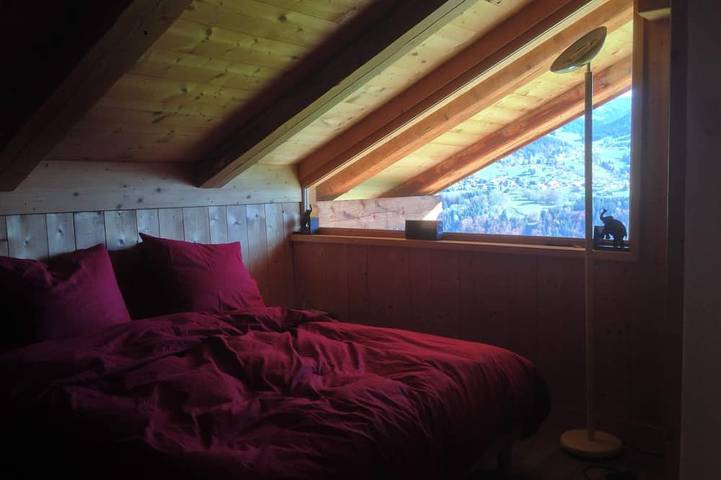 Gîte pour 10 personnes, avec terrasse et jardin à Saint-Nicolas-la-Chapelle - 4