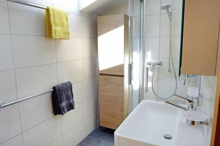 Gîte pour 4 personnes, avec balcon à Brienzwiler - 4