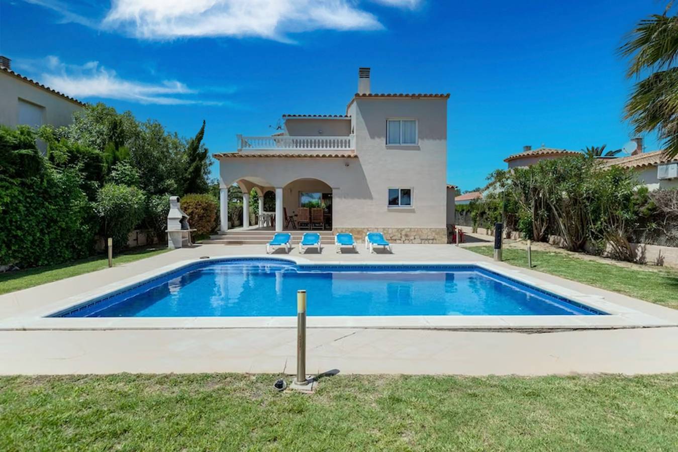 Vakantiehuis voor 8 Personen in Sant Pere Pescador, Costa Brava