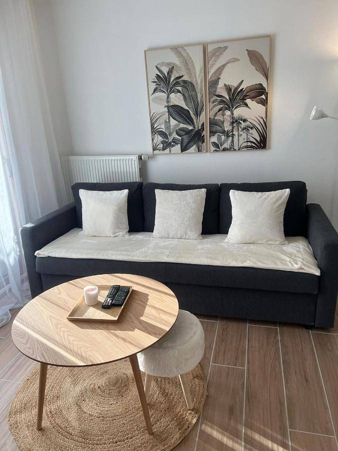 Appartement entier, One-Bedroom Apartment in Genas, Lyon et ses environs
