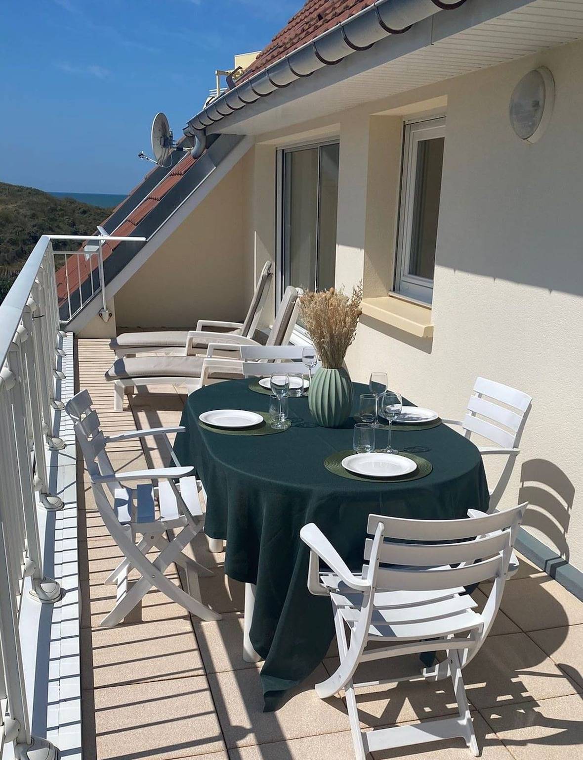 Apartamento entero, Bright apartment with balcony in the sun in Merlimont Plage, Merlimont