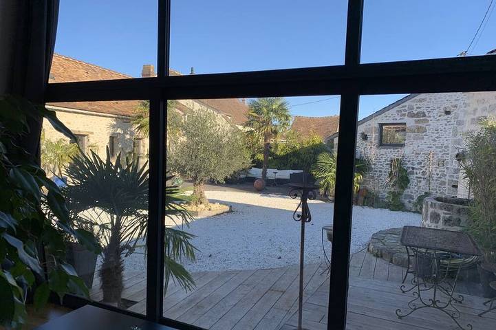 Location de vacances pour 6 personnes, avec Terrasse et Jardin à Chevrainvilliers