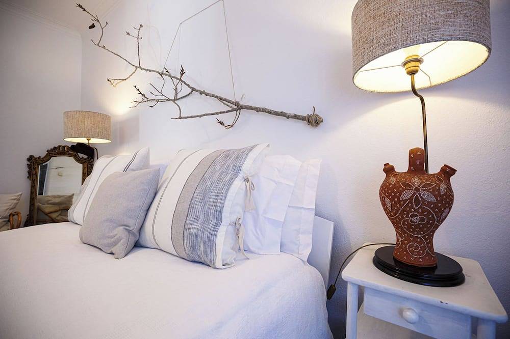 Romans House in Évora, Distrito de Évora