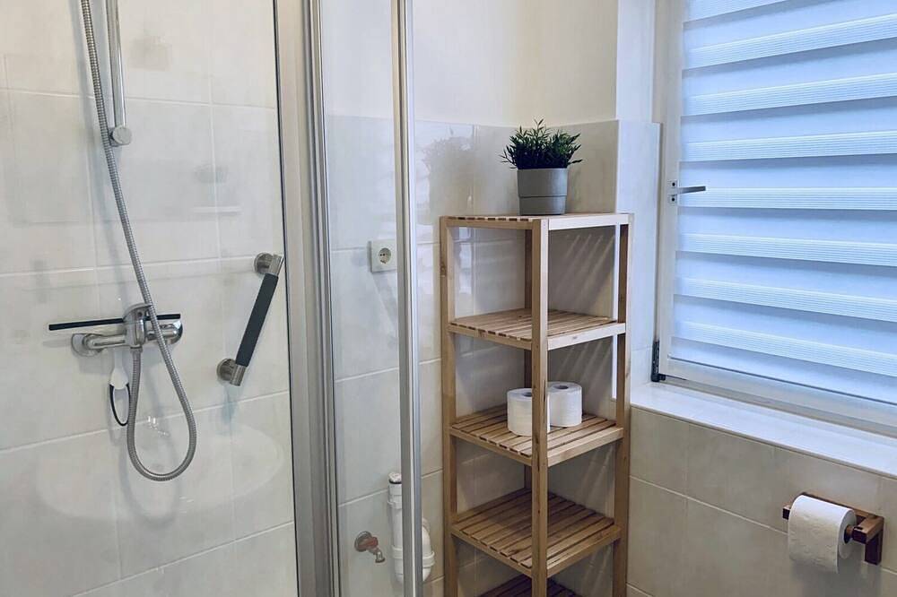 Ganze Wohnung, Gemütliche Wohnung mit Balkon am Rothaargebirge, direkt am Wald in Küstelberg, Medebach