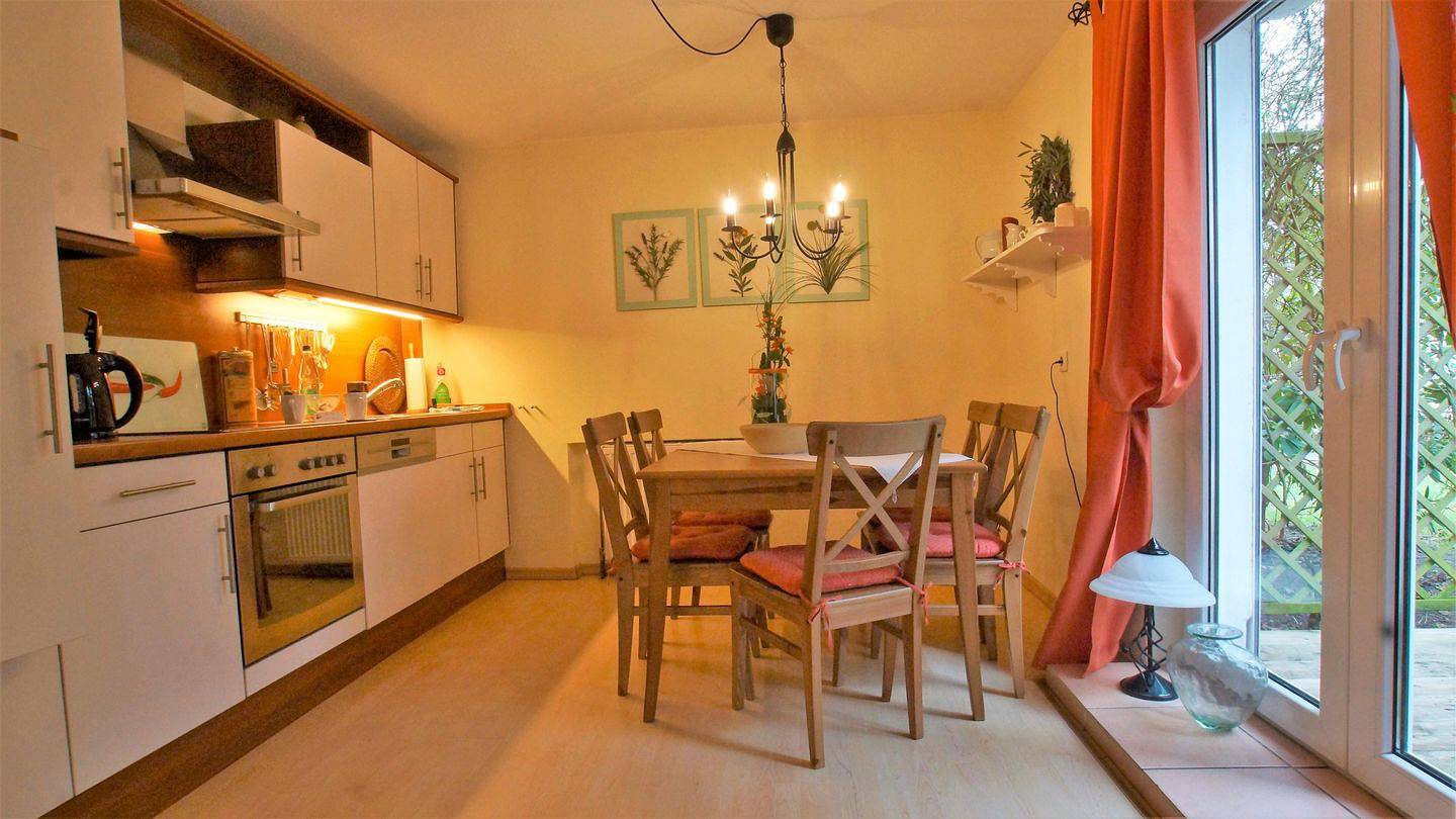 Entire apartment, Großzügige, gemütliche Ferienwohnung für bis zu 6 Personen mit 3 Terrassen in Sahlenburg, Cuxhaven