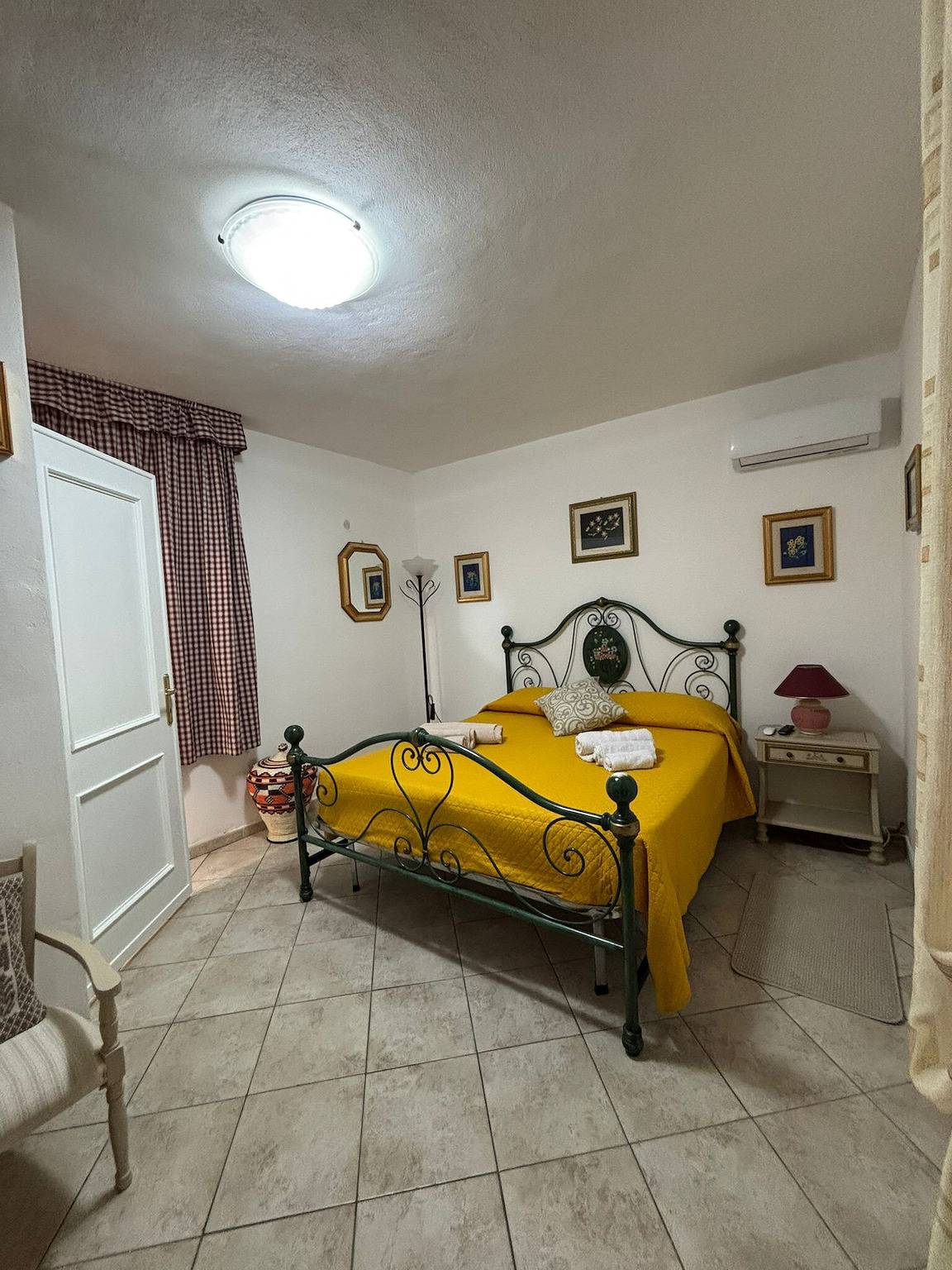Ganze Wohnung, Apartment 'Maryel Sardinia mit Garten' mit privater Terrasse, Wlan und Klimaanlage in Sennori, Sassari Provinz
