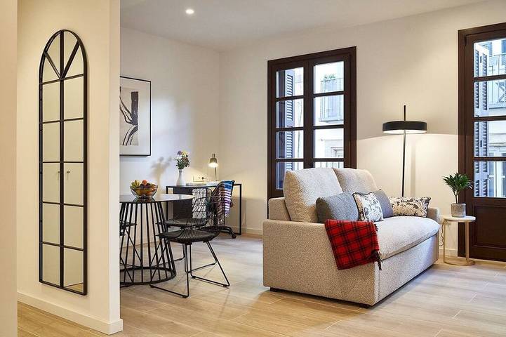 Location de vacances pour 2 personnes, avec balcon et piscine dans Barri Gòtic