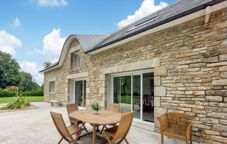 Location de vacances pour 12 personnes, avec terrasse et jardin, animaux acceptés à Guégon - 3