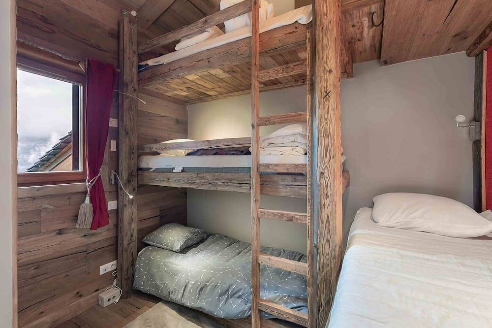 Ganze Wohnung, Direkt an der Piste, Sauna, Parkplatz, Wlan in La Tania, La Perrière