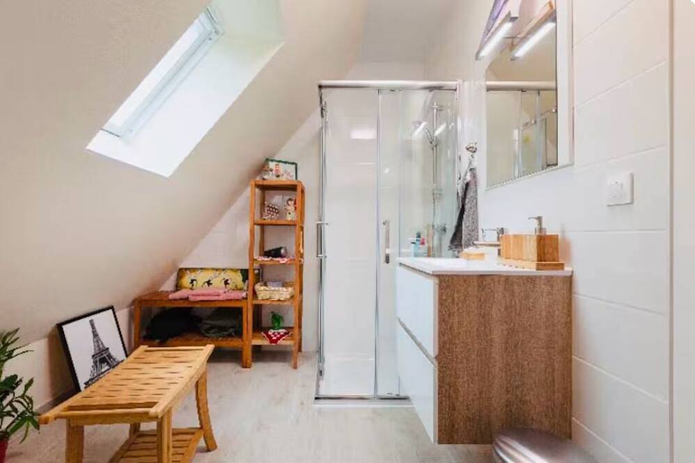 Apartamento entero, Phénix-Apartamento-Baño privado-Apartamento-Vista al Jardín in Plouédern, Región de Brest