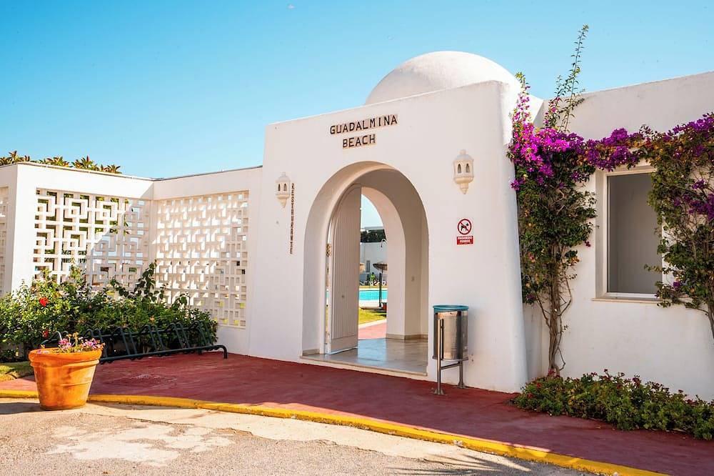 Entire apartment, Estudio encantador a pie de playa -Marbella in San Pedro Alcantara, Marbella
