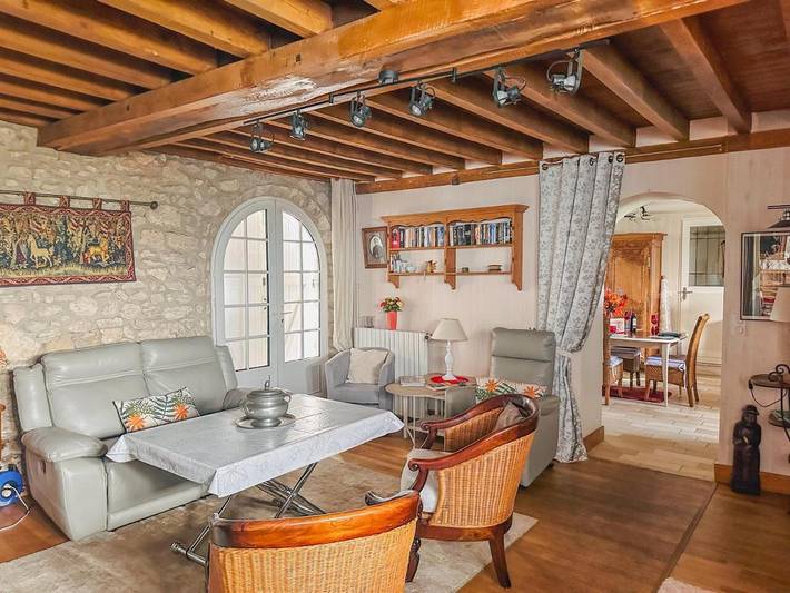 Location de vacances pour 4 personnes, avec jardin à Saint-Denis-en-Val