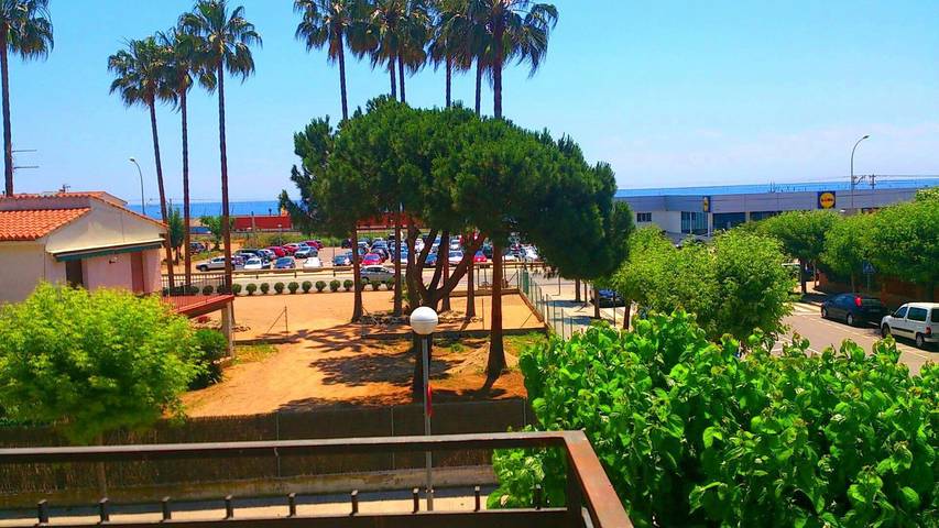 Apartamento para 6 personas, con terraza, Se admiten mascotas en Cabrera de Mar