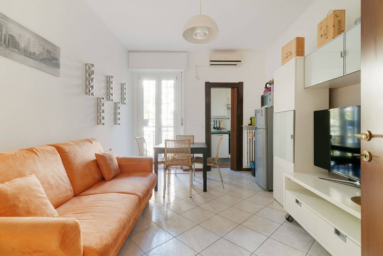 Ganze Wohnung, Ferienwohnung für 2 Personen mit Balkon/Terrasse in Mailand, Mailand Provinz