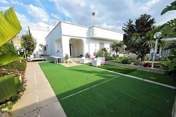 Villa pour 7 personnes, avec jardin, animaux acceptés à Bari