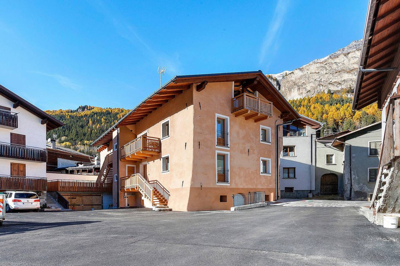 Ganze Wohnung, Apartment „Appartamento Via Livigno“ mit Bergblick, Balkon und Wlan in Isolaccia, Valdidentro