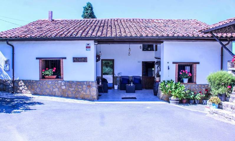 Casa rural para 6 personas, con jardín y vistas en Oviedo - 2