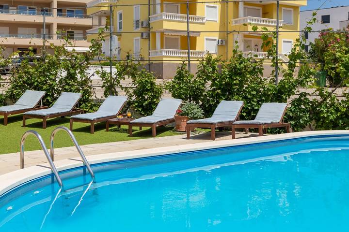 Ferienwohnung für 3 Personen, mit Terrasse und Pool in Vodice - 3