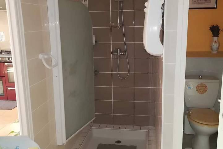Location de vacances pour 2 personnes, avec jardin à Lagrand - 4