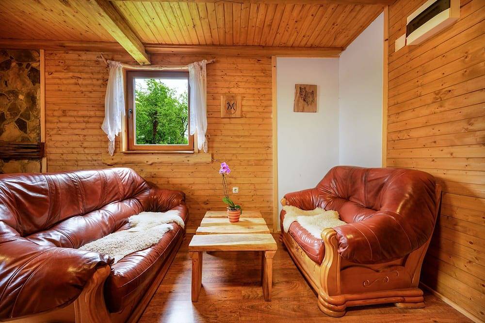 Wooden house as a family paradise in Karlovac und Umgebung