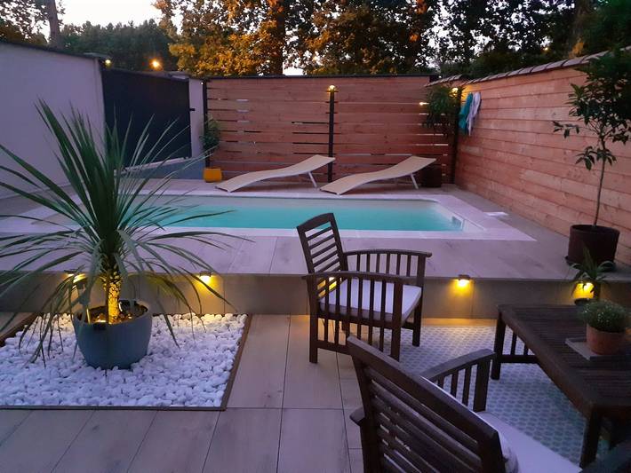 Chambre d’hôte pour 3 personnes, avec piscine