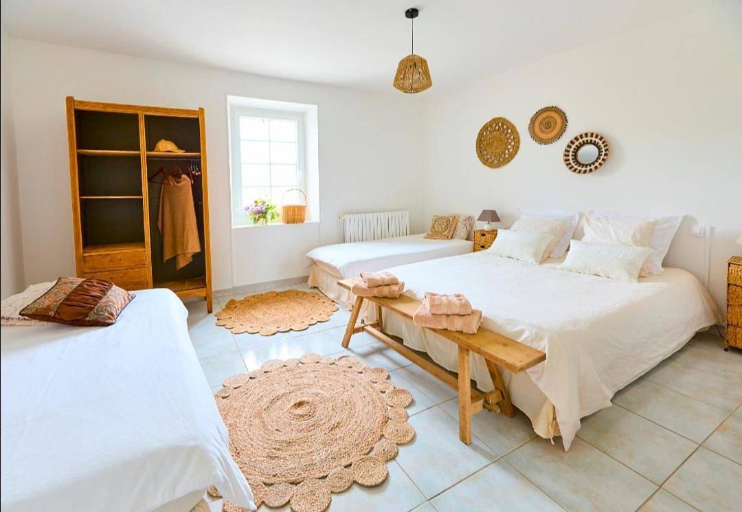 Deluxe Room (2 Adults + 1 Child) in Banne, Parc national des Cévennes