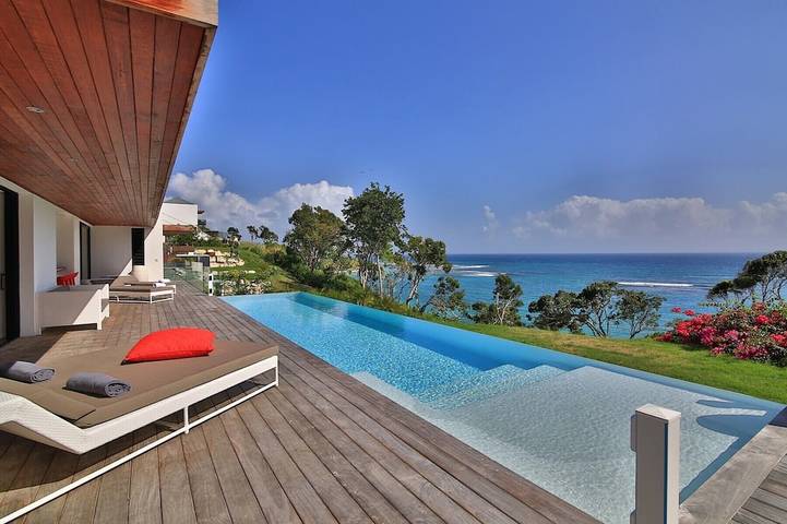 Villa pour 10 personnes, avec jacuzzi et sauna ainsi que terrasse et jardin à Sainte-Anne