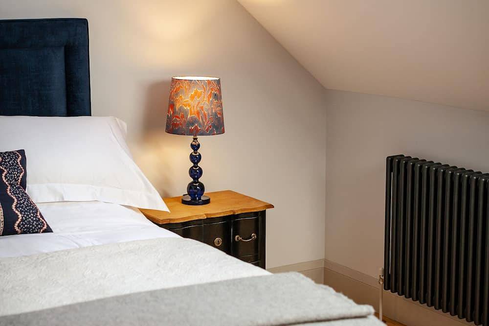 The Studio - A Unique and Luxurious Country Barn Conversion in Castle Bytham, Lincolnshire