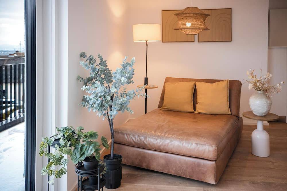 Ganze Wohnung, Exklusives Penthouse am Waldrand • Stadtnah in Roisdorf, Bornheim