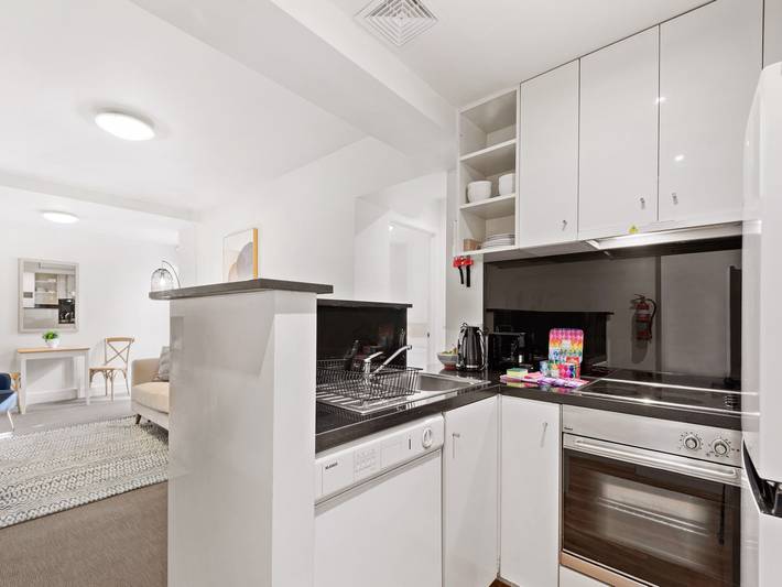 Appartement entier, Appartement chic d'une chambre à quelques pas de la rue commerçante in South Yarra, Melbourne