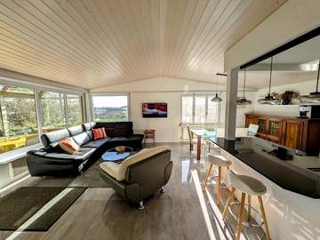 Cottage pour 8 personnes, avec jardin et vue, animaux acceptés à La Neuveville