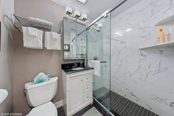 Vacation Apartment for 8 Guests in Chicago, Lake Michigan, Picture 2