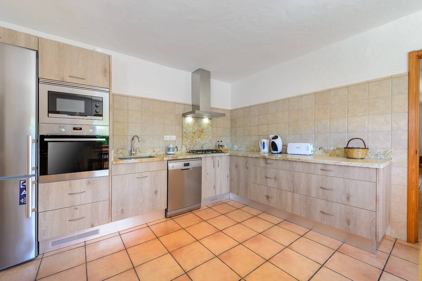 Betoverende Villa "Casa Es Pins" met zwembad, terras, airconditioning & Wi-Fi, foto 9