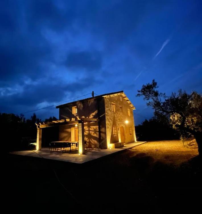 Casa de vacaciones para 7 personas, con piscina además de vistas y jardín, Se admiten mascotas - 1