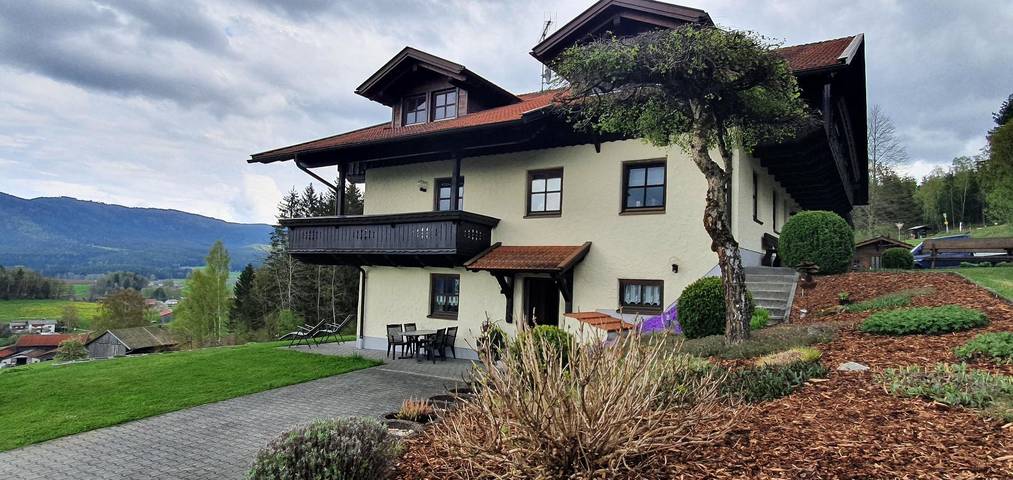 Ferienhaus für 4 Personen, mit Terrasse und Garten in Arnbruck - 2