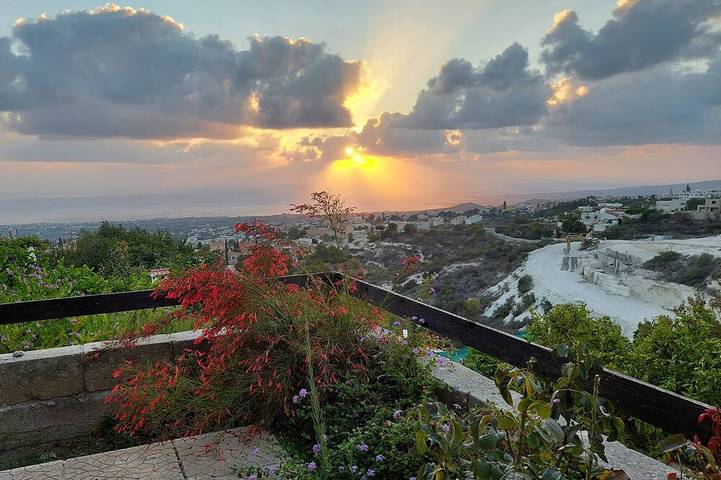 Bungalow für 5 Personen, mit Garten und Terrasse auf Zypern