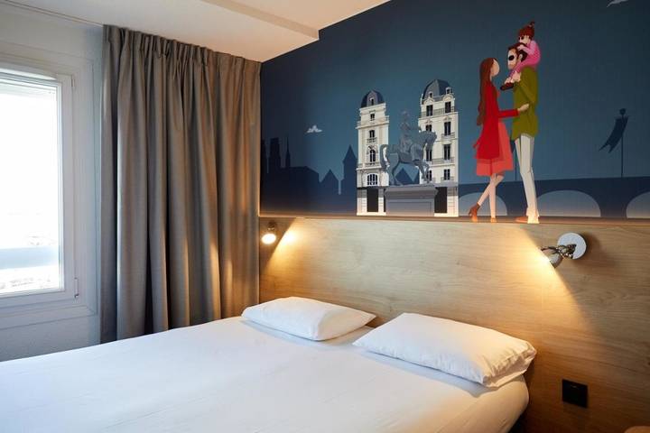 Hôtel pour 2 personnes, animaux acceptés à La Chapelle-Saint-Mesmin - 2