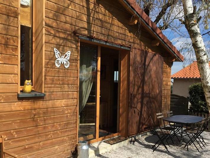 Location de vacances pour 4 personnes, avec terrasse ainsi que jardin et piscine à Saint-Maurice-de-Lignon - 4