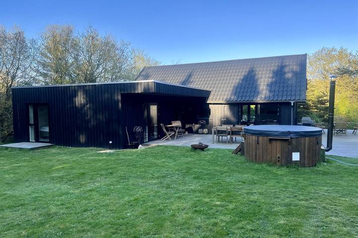 Ferienhaus für 8 Personen, mit Terrasse, mit Haustier in Fur