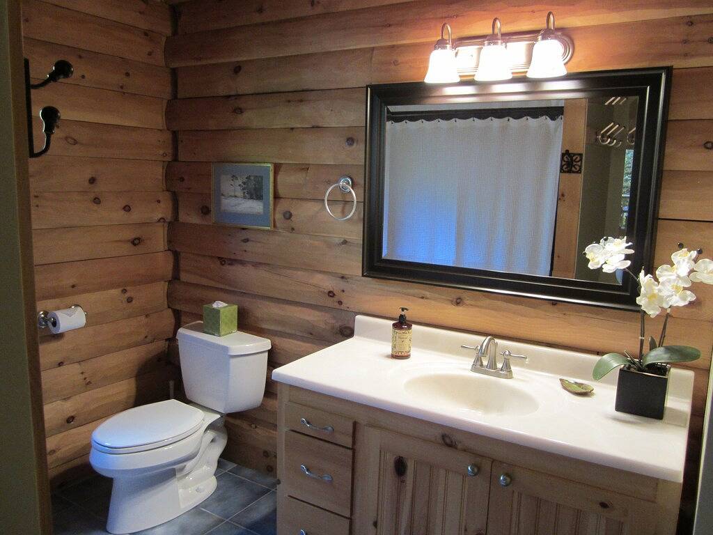 Schönes Blockhaus in Suissevale am Lake Winnipesaukee mit Zugang zum Strand in Moultonborough, Lake Winnipesaukee