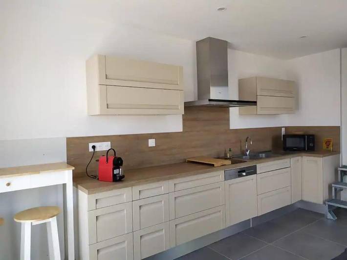 Appartement de vacances pour 2 personnes, avec jardin ainsi que piscine et terrasse