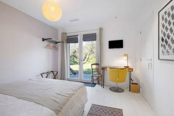 Chambre D’hôte pour 2 Personnes dans Auribeau-sur-Siagne, Région de Cannes, Photo 2