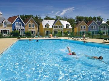 Gîte pour 4 personnes, avec sauna, animaux acceptés dans Aquaclub de Belle Dune
