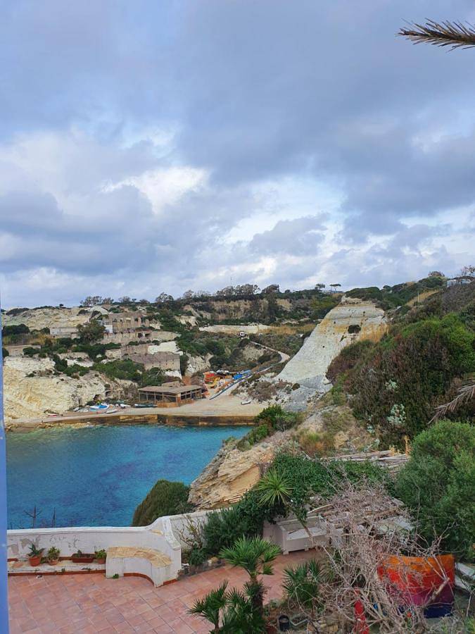 Location de vacances pour 3 personnes, avec vue et terrasse à Ponza - 3