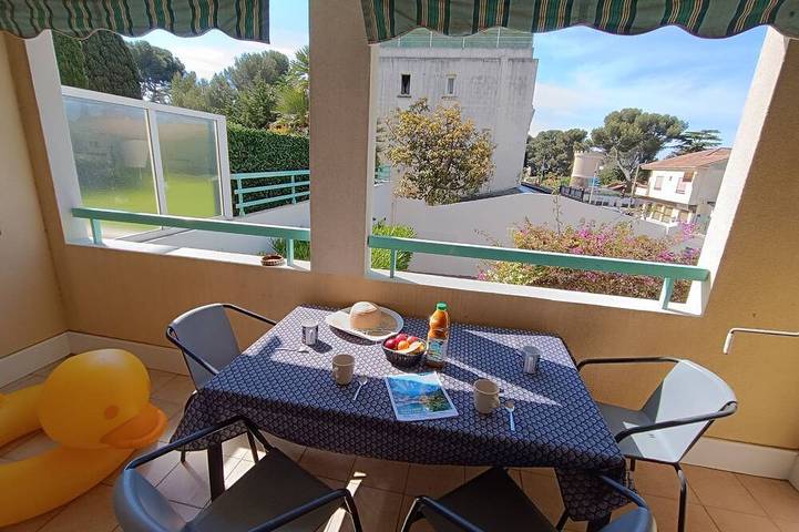 Gîte pour 4 personnes, avec balcon dans Plage du Val Fleuri