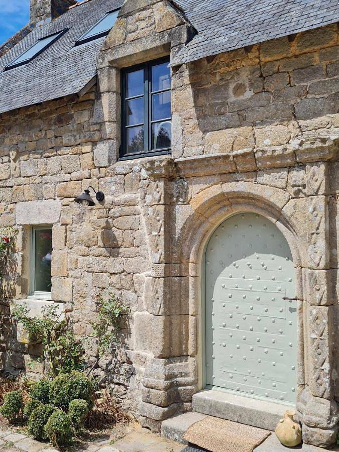 Deluxe Room (2 Adults + 1 Child) in Landaul, Côte des Mégalithes