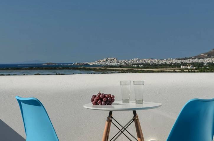Maison d’hôte pour 2 personnes, avec vue sur le lac ainsi que vue et balcon dans Naxos - 2